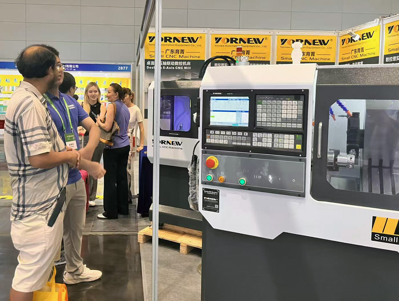 育菁装备参加第十一届亚洲教育装备博览会