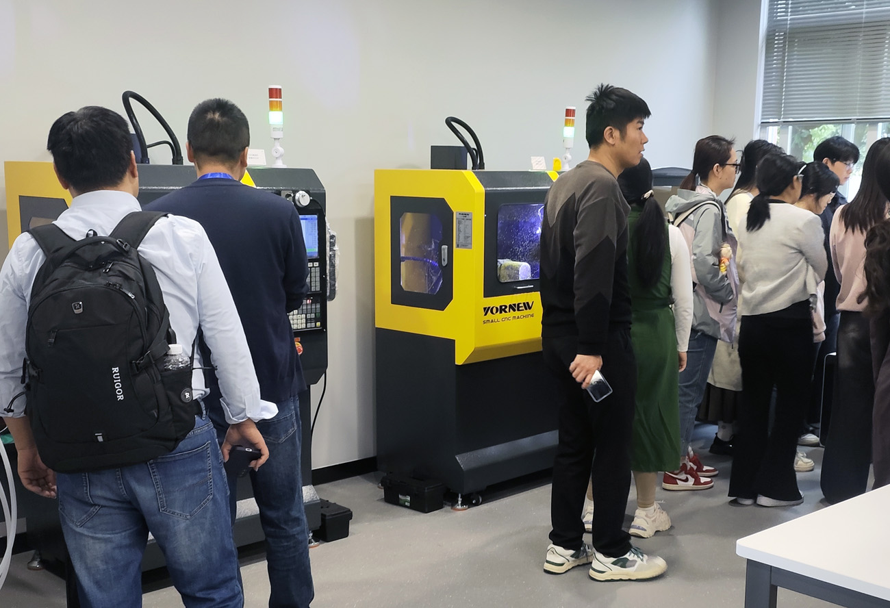 浙江工业大学之江学院创新教学实验室